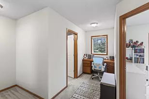 10859 Kingsfield Ln, Woodbury, MN 55129 - Photo 21