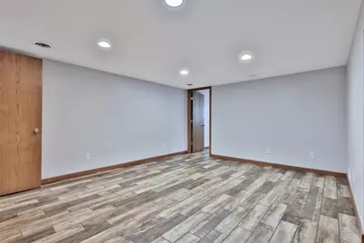 7596 Jackson Street NE, Fridley, MN 55432 - Photo 9