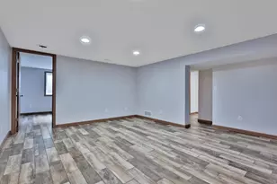 7596 Jackson St NE, Fridley, MN 55432 - Photo 11