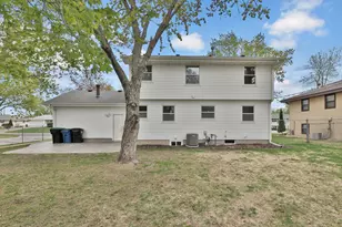 7596 Jackson St NE, Fridley, MN 55432 - Photo 39