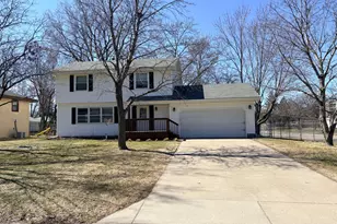 7596 Jackson St NE, Fridley, MN 55432 - Photo 3