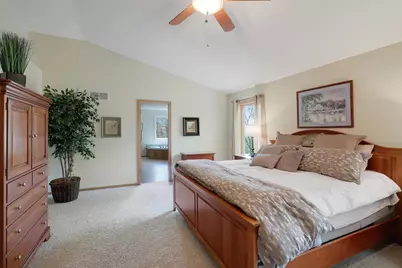 17039 Valley Road, Eden Prairie, MN 55347 - Photo 53