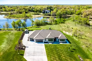 9735 Frontier Ln, Lakeville, MN 55044 - Photo 3