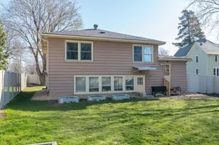 925 E Main St, Mankato, MN 56001 - Photo 29