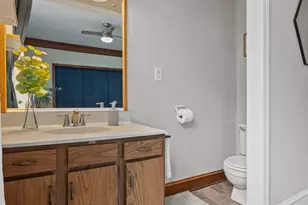 703 Laurel Ave, Saint Paul, MN 55104 - Photo 17