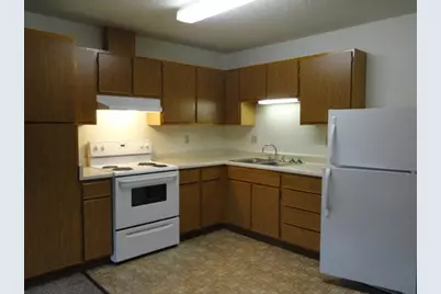 222 1st Avenue NE #5, Eagle Bend, MN 56446 - Photo 3