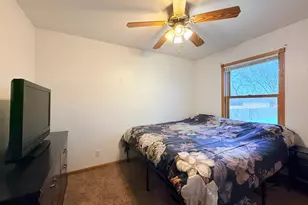 925 2nd Ave SW, Pipestone, MN 56164 - Photo 9