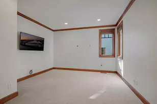 2612 Crosby Rd, Wayzata, MN 55391 - Photo 25