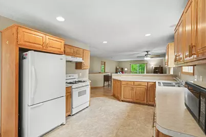 1654 Cohansey Street, Saint Paul, MN 55117 - Photo 5