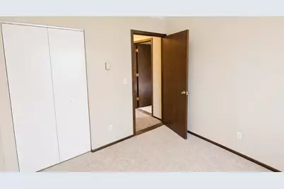 328 Lake Street #7, Clinton, MN 56225 - Photo 11