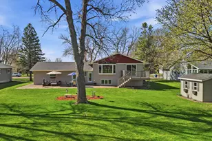 225 10th St SE, Wells, MN 56097 - Photo 37