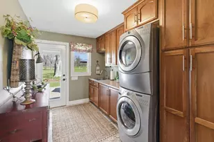 225 10th St SE, Wells, MN 56097 - Photo 5