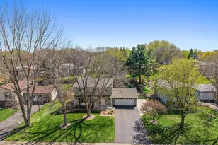3249 Camelot Dr, Woodbury, MN 55125 - Photo 45