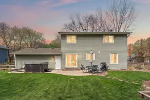 3249 Camelot Dr, Woodbury, MN 55125 - Photo 33