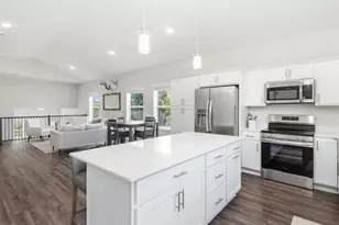 1136 Dorthy Ln, Elko New Market, MN 55054 - Photo 11