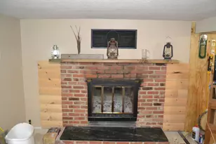 1221 Fairview St, Marshall, MN 56258 - Photo 13