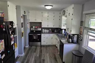 610 8th Ave NE, Waseca, MN 56093 - Photo 3