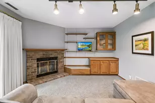 11077 Oregon Curv, Bloomington, MN 55438 - Photo 31