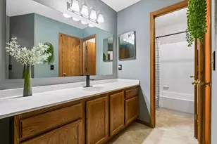 11077 Oregon Curv, Bloomington, MN 55438 - Photo 25