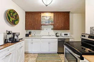 6021 Chicago Ave, Minneapolis, MN 55417 - Photo 9