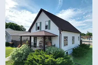 321 E 2nd Street, Redwood Falls, MN 56283 - Photo 5