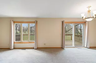 10221 Jeffery Ln, Corcoran, MN 55374 - Photo 7