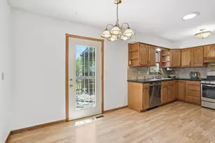 4325 Brookdale Dr N, Brooklyn Park, MN 55443 - Photo 25