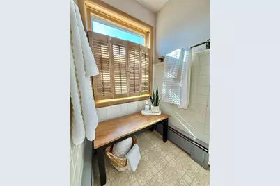920 Arnold Avenue N, Thief River Falls, MN 56701 - Photo 29