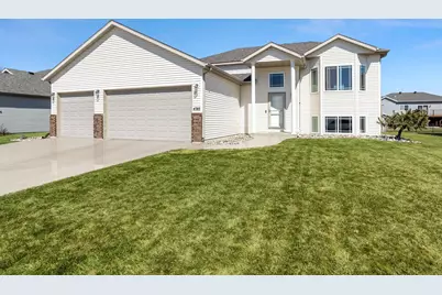 4745 48th Avenue S, Fargo, ND 58104 - Photo 1