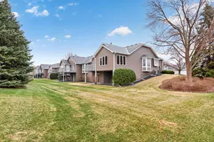 3605 Black Oaks Ln N, Plymouth, MN 55446 - Photo 13