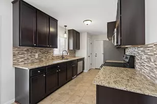 5841 Boone Ave N, New Hope, MN 55428 - Photo 5