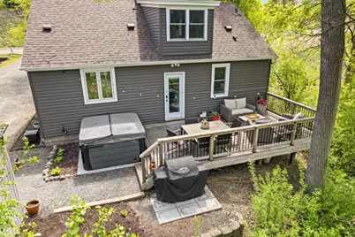 1221 County Road D E, Vadnais Heights, MN 55109 - Photo 7