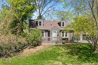 1221 County Road D E, Vadnais Heights, MN 55109 - Photo 3