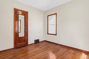 142 Van Buren Ave S, Hopkins, MN 55343 - Photo 9