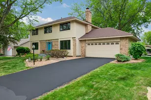 6001 W 98th St, Bloomington, MN 55438 - Photo 1
