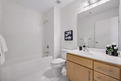 929 Portland Avenue #2007, Minneapolis, MN 55404 - Photo 17