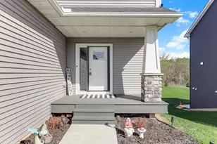 9686 Carbon Ct, Inver Grove Heights, MN 55076 - Photo 3