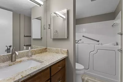 6085 Lincoln Drive #317, Edina, MN 55436 - Photo 17