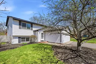 461 105th Ave NW, Coon Rapids, MN 55448 - Photo 3