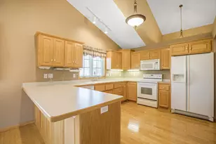 5549 Lachman Ave NE, Albertville, MN 55301 - Photo 7