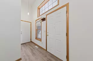 3877 Kennet Cir, Eagan, MN 55123 - Photo 3