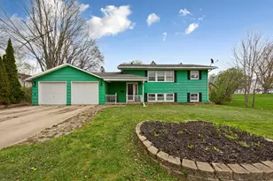 417 Warner Ave, Spring Valley, MN 55975 - Photo 3