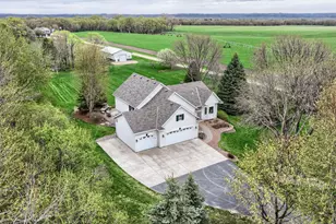 16681 185th St E, Hastings, MN 55033 - Photo 3