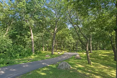 1405 Skyline Drive, Golden Valley, MN 55422 - Photo 41