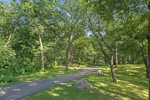 1405 Skyline Dr, Golden Valley, MN 55422 - Photo 41