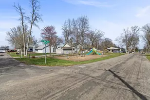 879 17th St SE, Forest Lake, MN 55025 - Photo 27