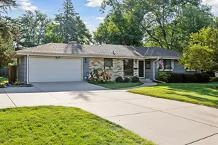 2700 Quail Ave N, Golden Valley, MN 55422 - Photo 1