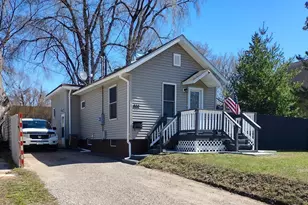 802 Valley Ave, Albert Lea, MN 56007 - Photo 3