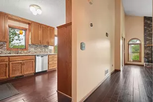 5700 Willow Trail, Shoreview, MN 55126 - Photo 7