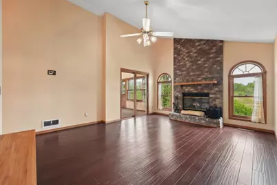 5700 Willow Trail, Shoreview, MN 55126 - Photo 9